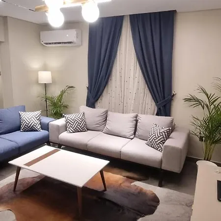 Luxury Apartment El Mohandessen-3
